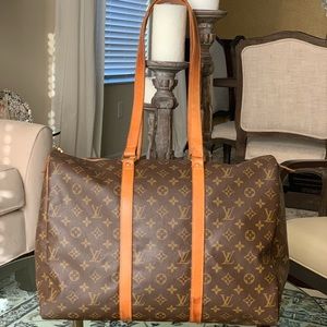 Authentic Louis Vuitton Flanerie 45/Clutch 28